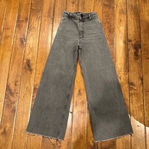 High waist and baggy loose bottom dark wash jeans